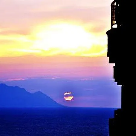 West Ada Hotel&spa Отель Кушадасы