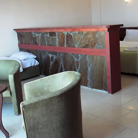 West Ada Hotel&spa 酒店 3*