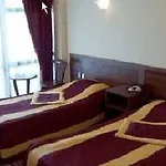 West Ada Hotel&spa 3*