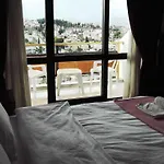 West Ada Hotel&spa Hotel 3*