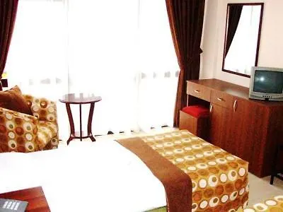 West Ada Hotel&spa 3*